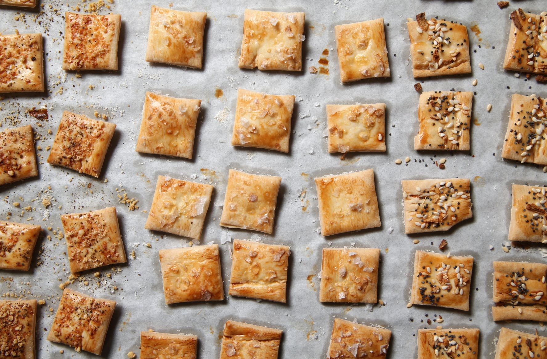 PIE CRUST CRACKERS